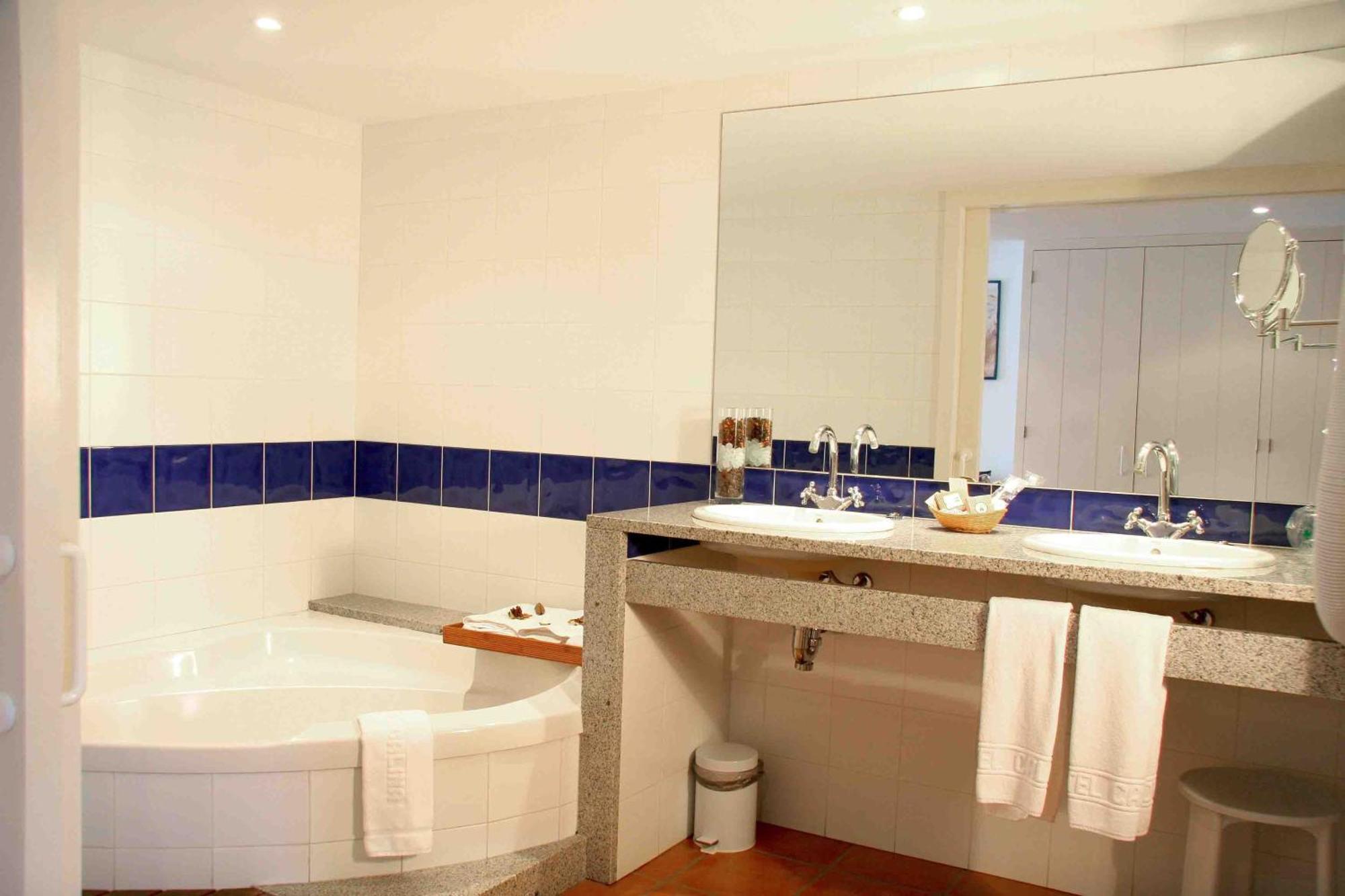 Hotel Calina 3*